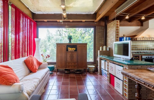 Caltagirone House | Apartment 'Giusa' with Shared Pool, Wi-Fi and Air Conditioning