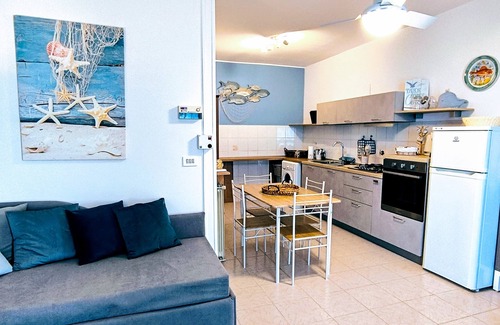 Bordighera Apartment | Apartment 'Gli Orti Sul Mare 1' with Sea View, Wi-Fi and Air Conditioning