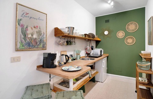 Bordighera Apartment | Apartment 'Gli Orti Sul Mare 1' with Sea View, Wi-Fi and Air Conditioning