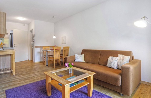 Wettringen Apartment | Apartment 'Göckes Haus Und Garten Lavendelbeet' with Private Terrace, Shared Garden and Wi-Fi