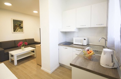 Lapad Apartment | Apartment Goge - One-Bedroom Apartment with Balcony