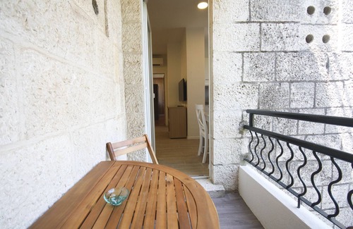 Lapad Apartment | Apartment Goge - One-Bedroom Apartment with Balcony