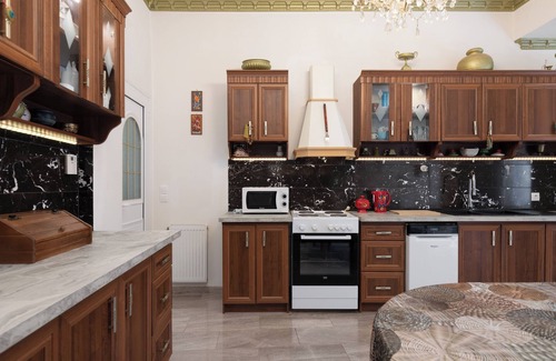 Salamis Villa | Apartment 'Golden Seaside House number 1' with Sea View, Garden & Wi-Fi