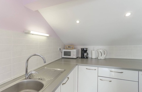 Meterize Apartment | Apartment Golden Sunset