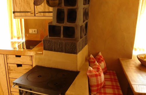 Trostberg House | Apartment Grafenstubn in the tower to Castle Schedling near the Chiemsee