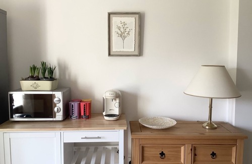 Rye Apartment | Apartment Granary Room at Humphries Cross Apartments