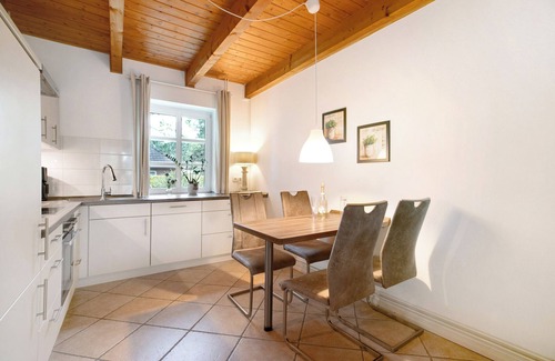 Treia Apartment | Apartment 'Green Oasis Ferienwohnung' with Shared Terrace, Shared Garden and Wi-Fi