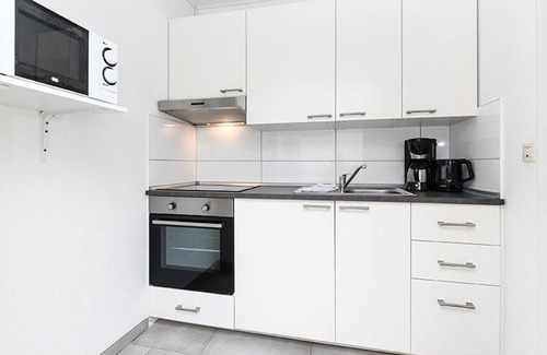 Werdum Apartment | Apartment Ground floor - castle restaurant