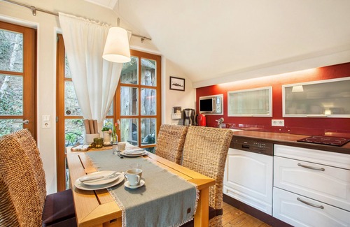 Olsberg Apartment | Apartment 'Haus Waldesruh' with Private Terrace, Private Garden and Wi-Fi