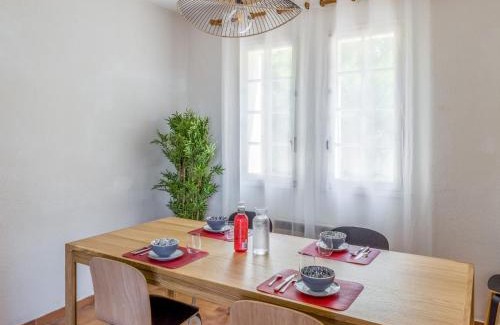 La Madrague Apartment | Apartment Hameau la Madrague-27 by Interhome