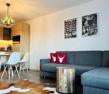 Schliersee Apartment | Apartment Happy Holiday - neu renoviert, gemütlich in ruhiger Lage