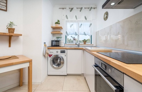 Montes de Alvor Apartment | Apartment 'Harmony Home' with Balcony and Wi-Fi
