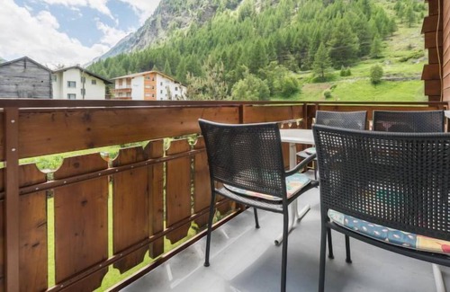 Saas Almagell Apartment | Apartment Haus Adora in Saas-Almagell - 4 persons, 2 bedrooms