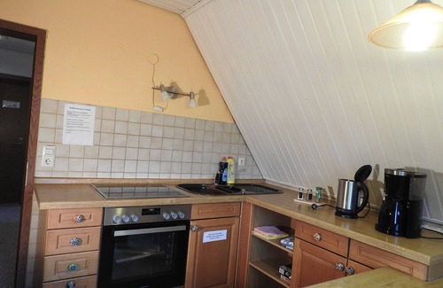Reutin Apartment | Apartment “Haus Bea” Directly at the Lake, with Mountain View