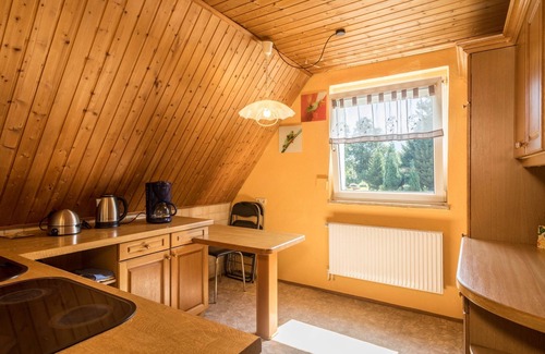 Reutin Apartment | Apartment “Haus Bea” Directly at the Lake, with Mountain View