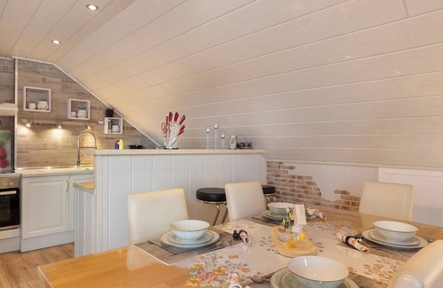 Fulda Apartment | Apartment 'Haus Claudia' with Balcony and Wi-Fi