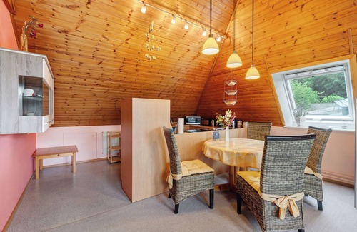 Wittmoldt Apartment | Apartment 'Haus Fahrenkrog' with Private Garden and Wi-Fi
