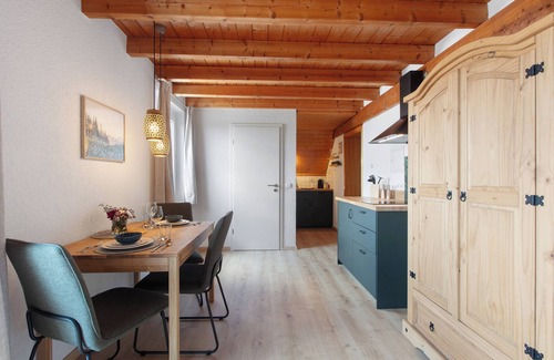 Hoechenschwand Apartment | Apartment 'Haus Freudig - Tannenblick' with Shared Garden, Balcony and Wi-Fi