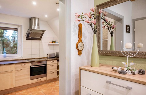 Sittensen Apartment | Apartment 'Haus Heidorn' with Balcony and Wi-Fi