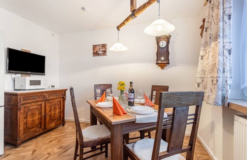Teisendorf Apartment | Apartment 'Haus Kali' with Mountain View, Shared Terrace and Wi-Fi