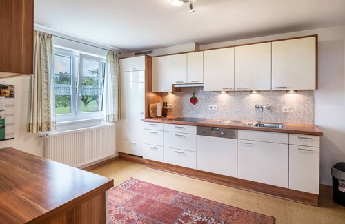 Heimenkirch Apartment | Apartment 'Haus Moritz' with Shared Garden and Wi-Fi