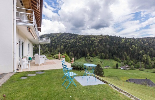 Todtmoos Apartment | Apartment 'Haus Oehlberg' with Panorama View, Private Terrace and Wi-Fi
