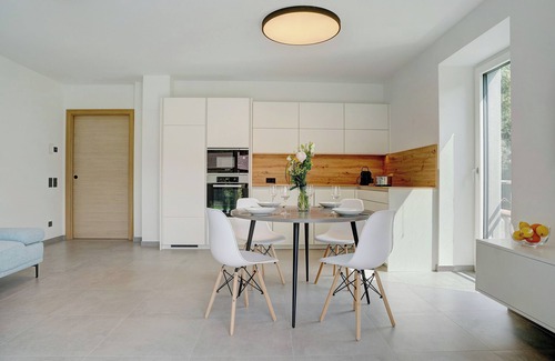 Magre sulla Strada del Vino Apartment | Apartment "Haus Weinblick Apt 3" with Mountain View, Terrace & Wi-Fi