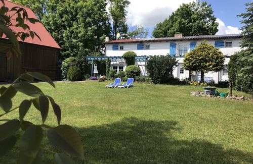 Henriettenhof Apartment | Apartment "Heuboden" cozy - wood-burning stove - great view of the countryside, sauna