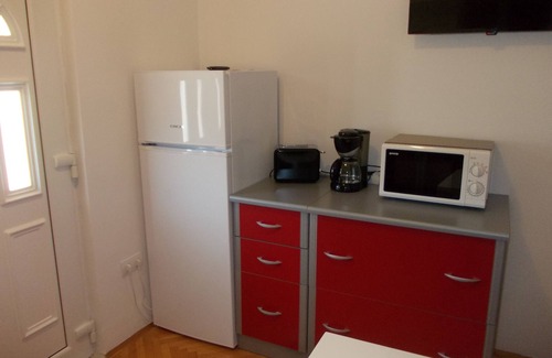 Grebastica Apartment | * Apartment house Dalmatia, terrace, sea view, beach, internet, parking