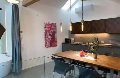Breberen Apartment | Apartment 'Hoferstraße 30a' with Wi-Fi and Air Conditioning