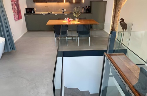 Breberen Apartment | Apartment 'Hoferstraße 30a' with Wi-Fi and Air Conditioning