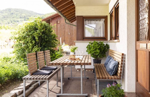 Kappelrodeck Apartment | Apartment 'Hofquartier' with Shared Garden, Balcony and Wi-Fi