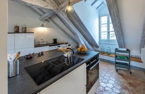 Embrun Apartment | Apartment-Honeymoon-Ensuite-Mountain view-La Bonbonnière