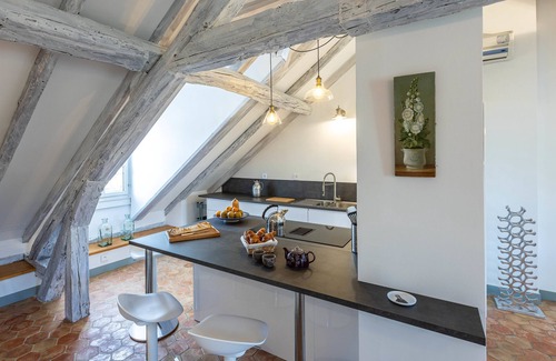 Embrun Apartment | Apartment-Honeymoon-Ensuite-Mountain view-La Bonbonnière