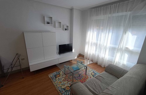 La Corredoria y Ventanielles Apartment | Apartment Hospital Los Prados Free parking