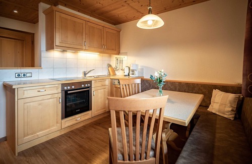 Innervillgraten Apartment | Apartment House Gutwenger surrounded by the Dolomites