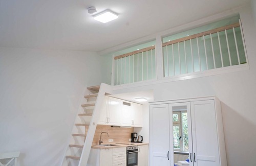 Esgrus Apartment | Apartment house Brunsholm Apartment 7 with attic with garden access