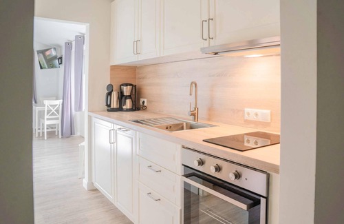 Esgrus Apartment | Apartment house Brunsholm apartment 9 with garden access
