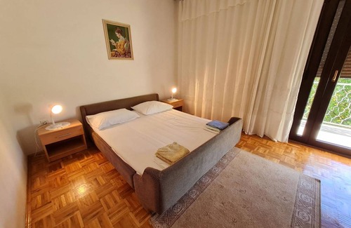 Sibinj Krmpotski Apartment | Apartment ∙ 4 bedrooms ∙ 8 guests
