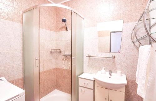 Sever Apartment | Apartment Hroncová, near city centre and park, quiet location