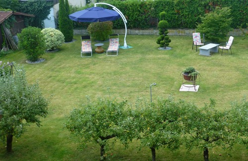 Oberrimsingen Apartment | Apartment 'Hufenus' with Mountain View, Private Garden and Wi-Fi