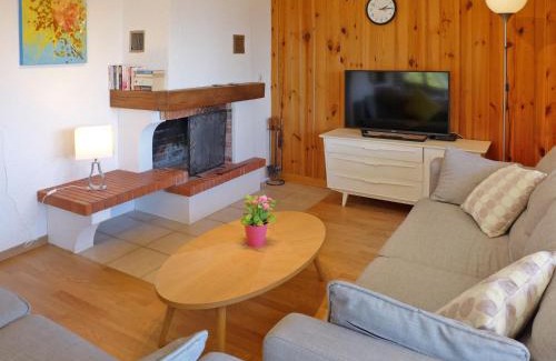 Villars-sur-Ollon Apartment | Apartment Hyacinthe 11 by Interhome