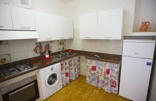 Minturno Apartment | Apartment in Villa Valentini, seafront, Gulf of Gaeta, parking included