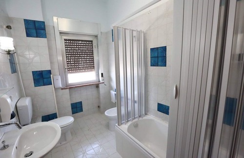 Villa San Giovanni Apartment | Apartment in the center: 5 bedrooms; 10 beds; 3 bathrooms