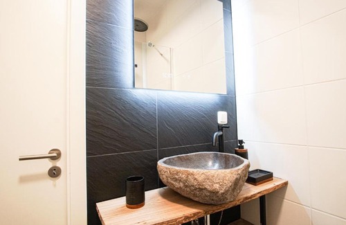 Altendorf Apartment | Apartment I Wi-Fi I Parkplatz I Balkon EssenFusion