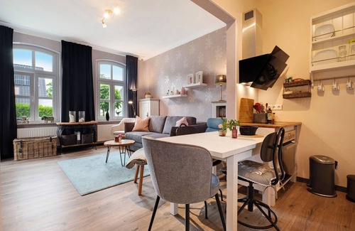 Altenbruch Apartment | Apartment 'Ida' with Private Terrace, Shared Garden and Wi-Fi