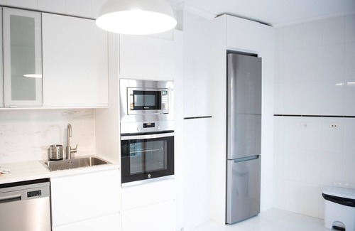 Chantada Apartment | Apartment 'Ideal Turismo' with Balcony and Wi-Fi