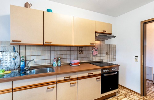 Ottersweier Apartment | Apartment 'Ilona' with Private Garden, Balcony and Wi-Fi