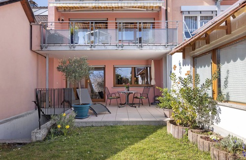 Hilzingen Apartment | Apartment 'Im Hegau' with Private Terrace and Wi-Fi