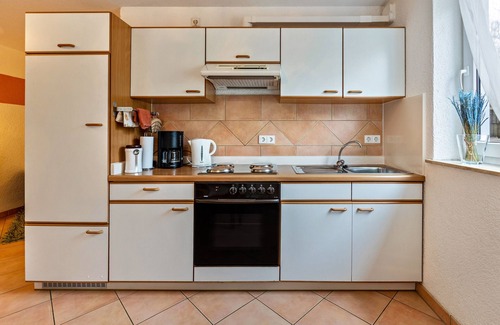 Donaueschingen Apartment | Apartment "Im Holzhaus" with Private Terrace & Wi-Fi